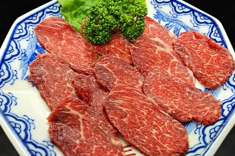 馬刺し